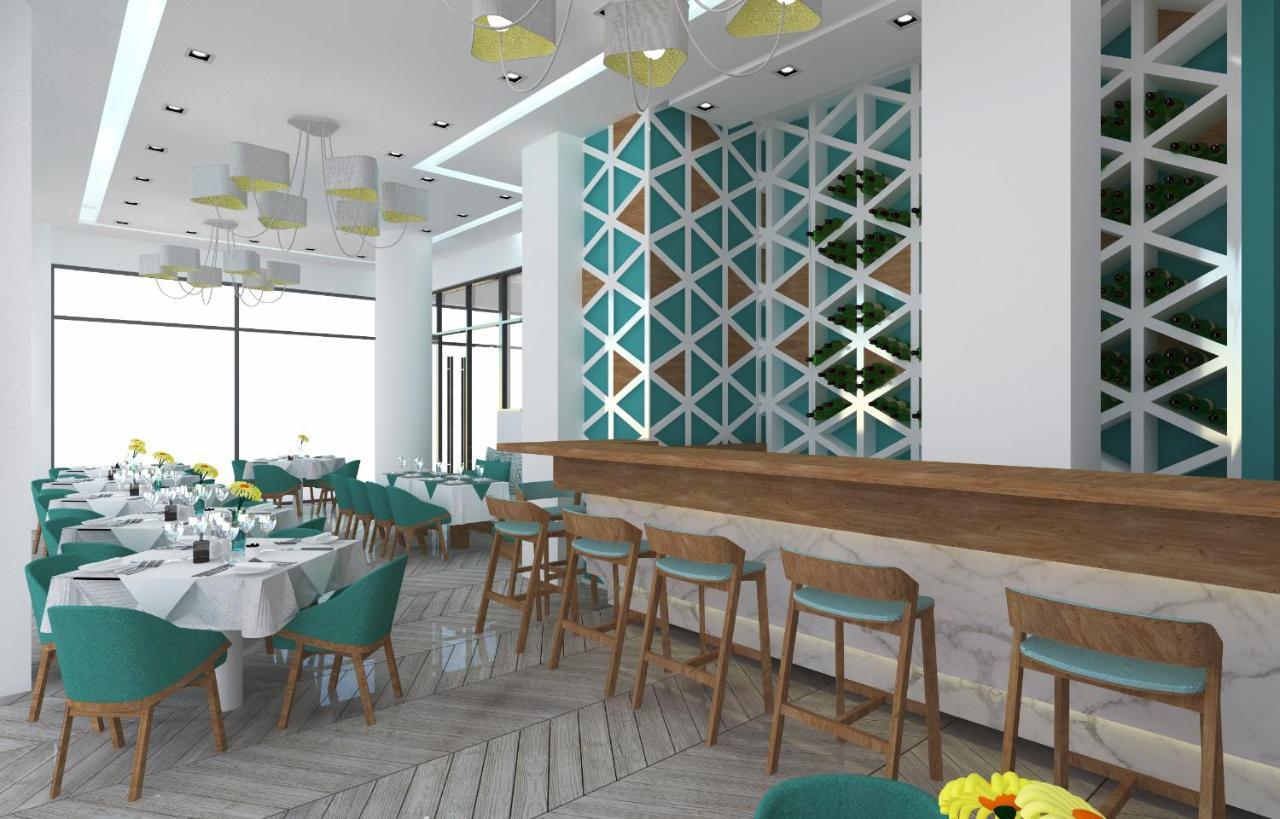 Tins - Hotel 4*