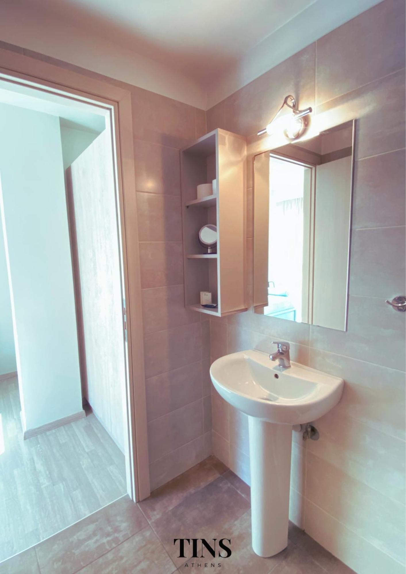 Hotel Tins - 4*
