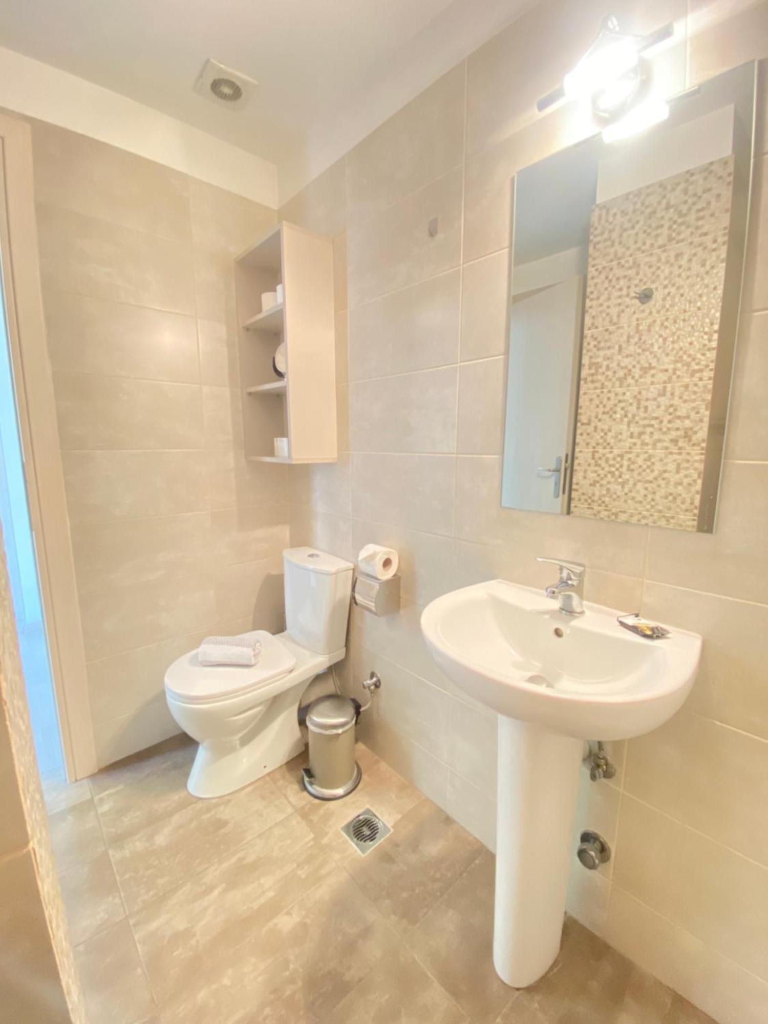 Tins - Hotel 4*