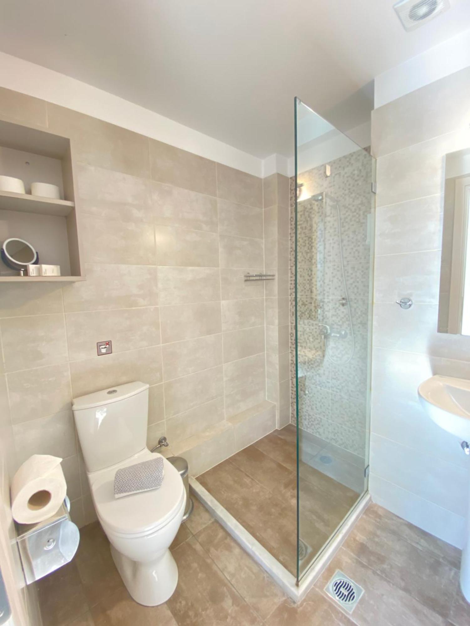 Tins - Hotel 4*
