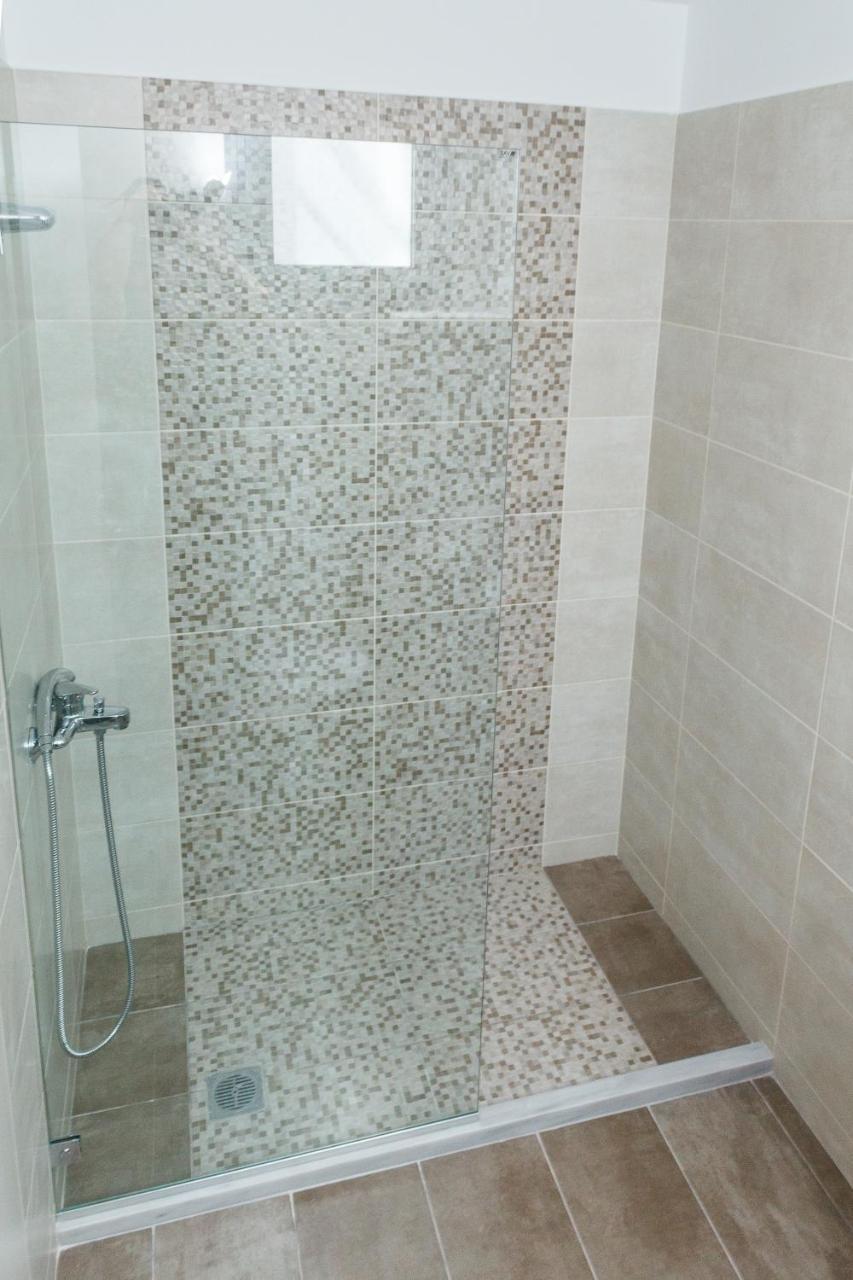 Tins - Hotel 4*