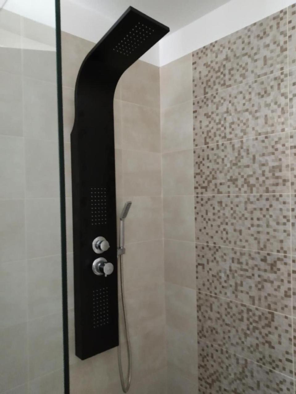 Tins - Hotel 4*